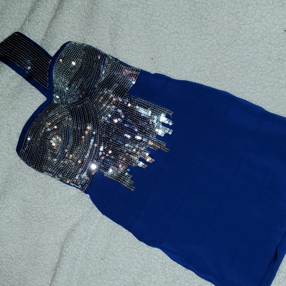 Bebe dress